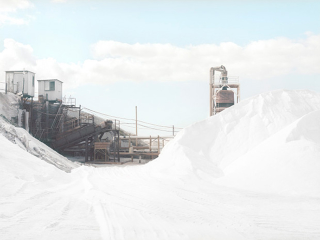 Illustration for article titled These Salt Mines Look Like Landscapes From Another Planet
